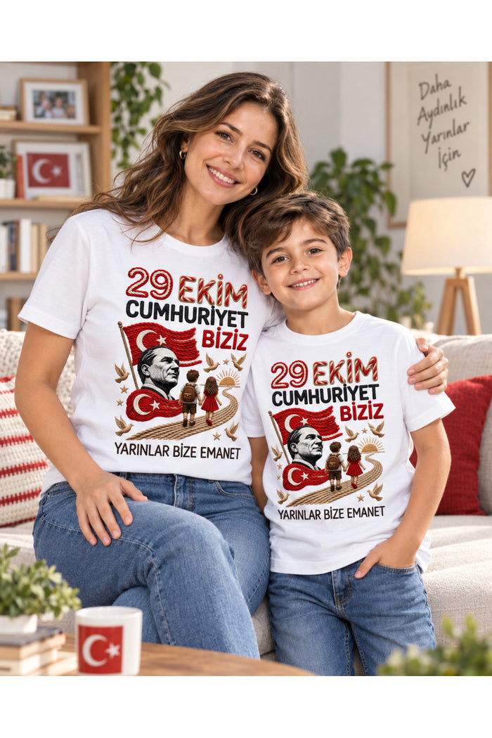 Cumhuriyet Çocuğu Örgü – 29 Ekim Cumhuriyet Bayramı DTG Baskılı Beyaz Tişört - Görsel 6